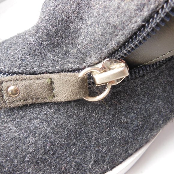 Dr. Scholl’s Repeat Zip Cool Fit Memory Foam Slide 7.5 women's Grey fabric upper - Picture 8 of 10